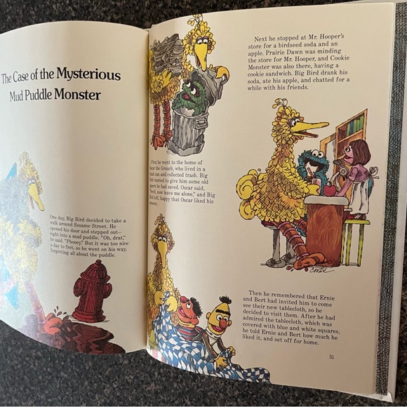 Vintage 1970’s Sesame Street Story Books | Set of 2 - Picture 12 of 13